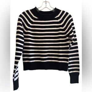 Banana Republic Women's Black and White Striped Sweater